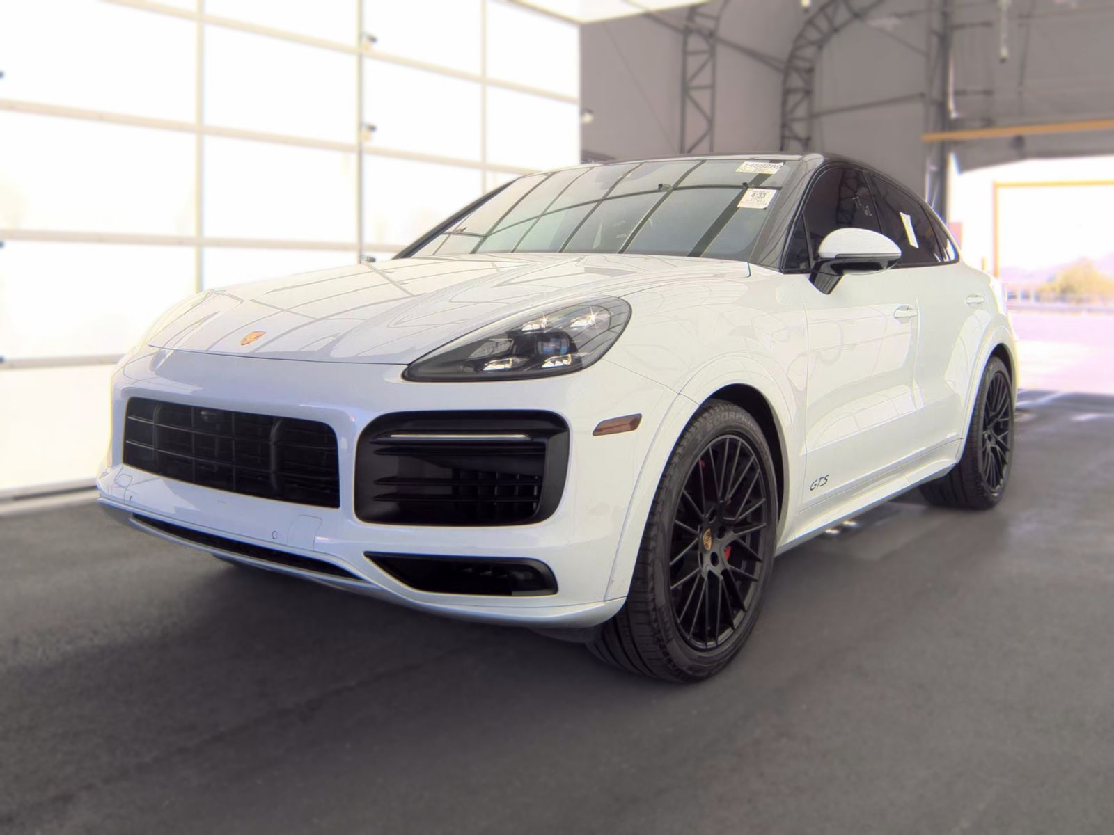 PORSCHE CAYENNE - 1