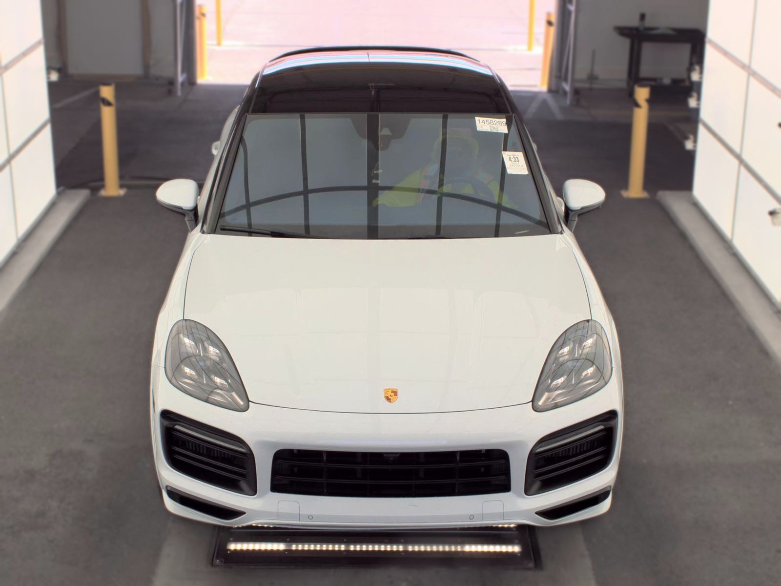 PORSCHE CAYENNE - 3
