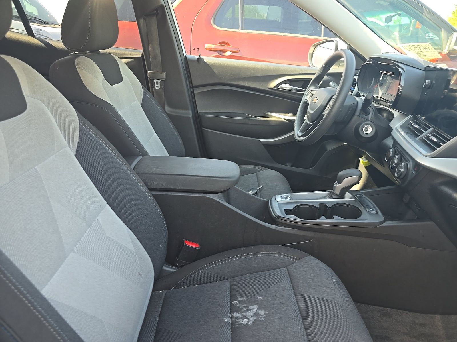 CHEVROLET TRAX - 9