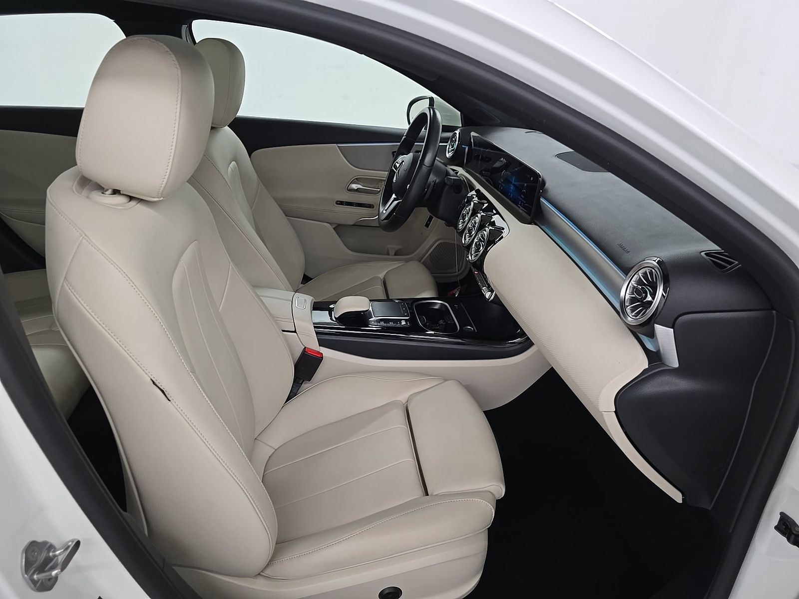 2022 Mercedes-Benz A-Class A 220 FWD