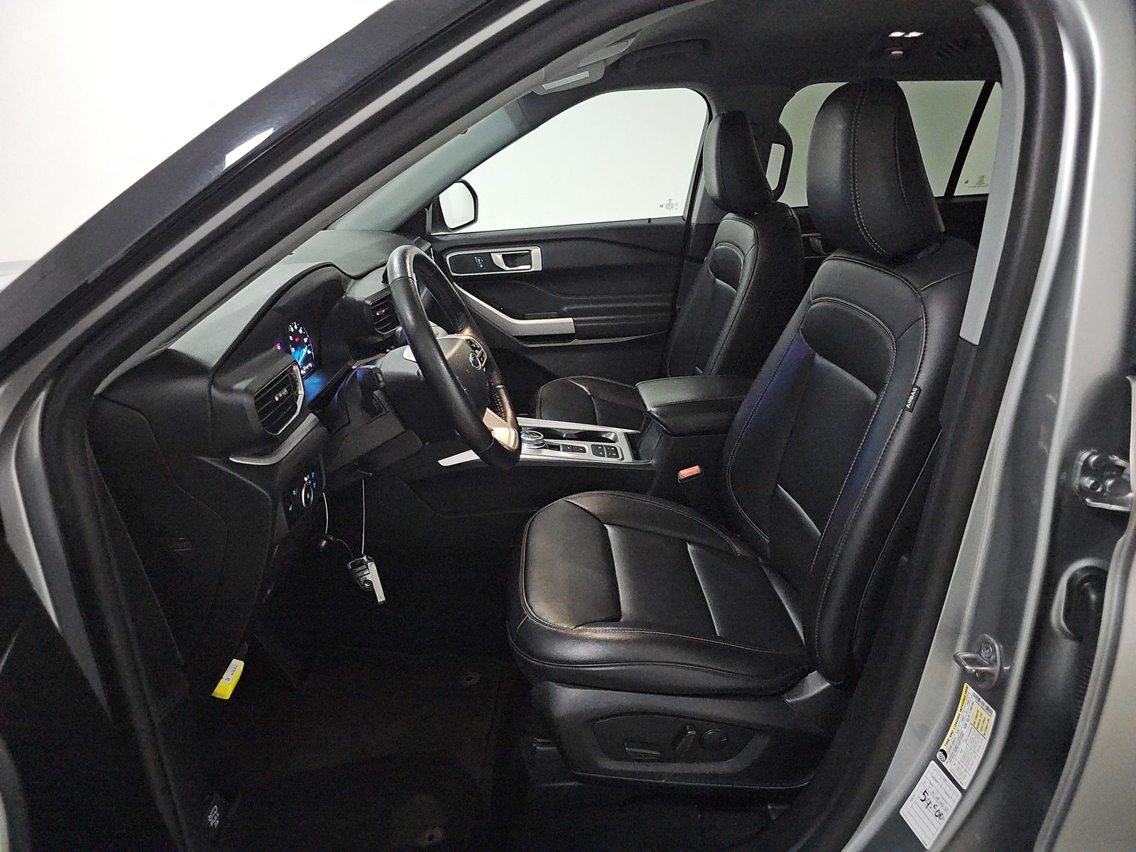 FORD EXPLORER - 8