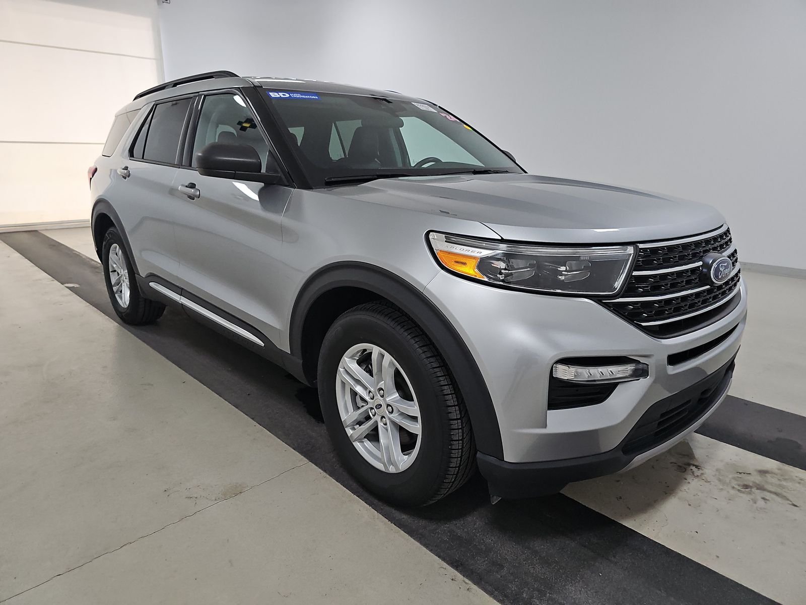 FORD EXPLORER - 4