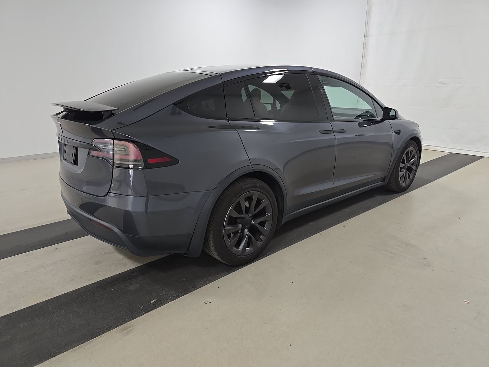 TESLA MODEL X - 5