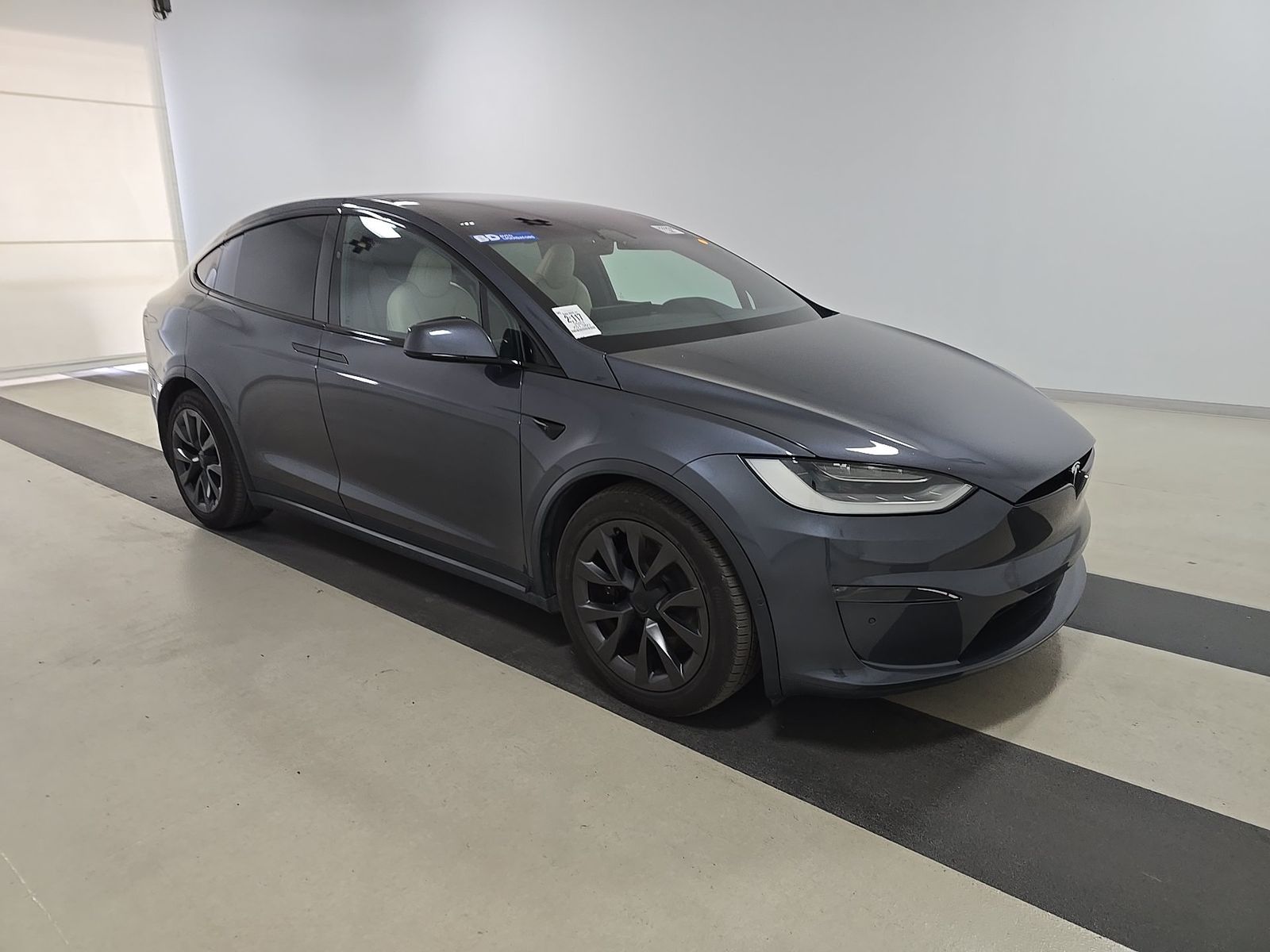TESLA MODEL X - 4
