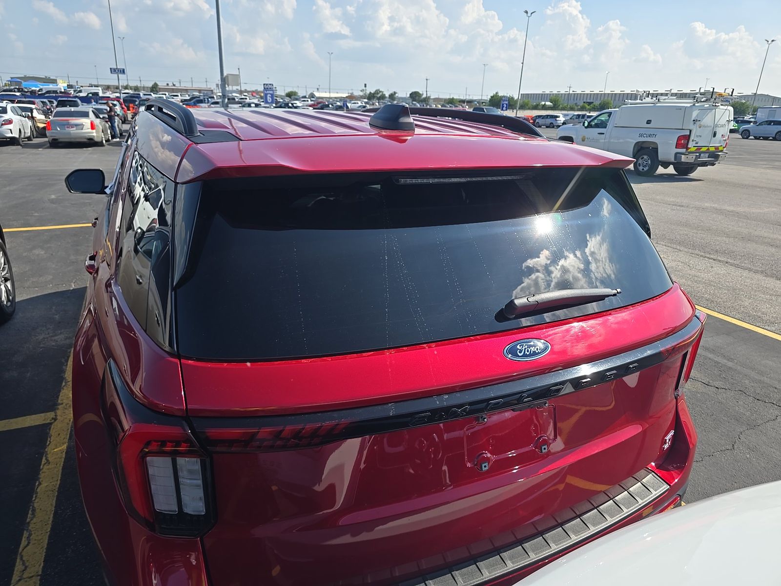 FORD EXPLORER - 6