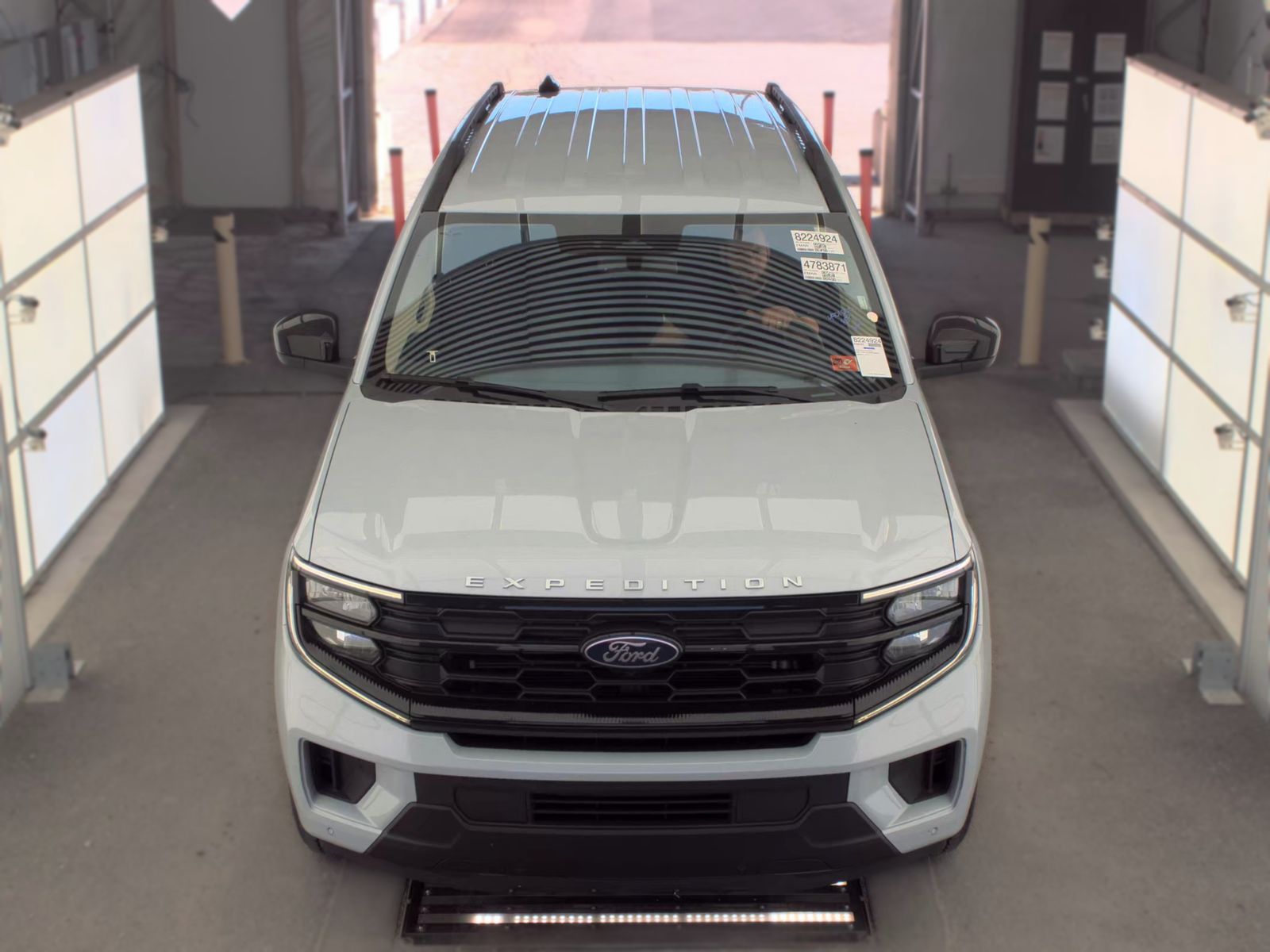 FORD EXPEDITION - 3