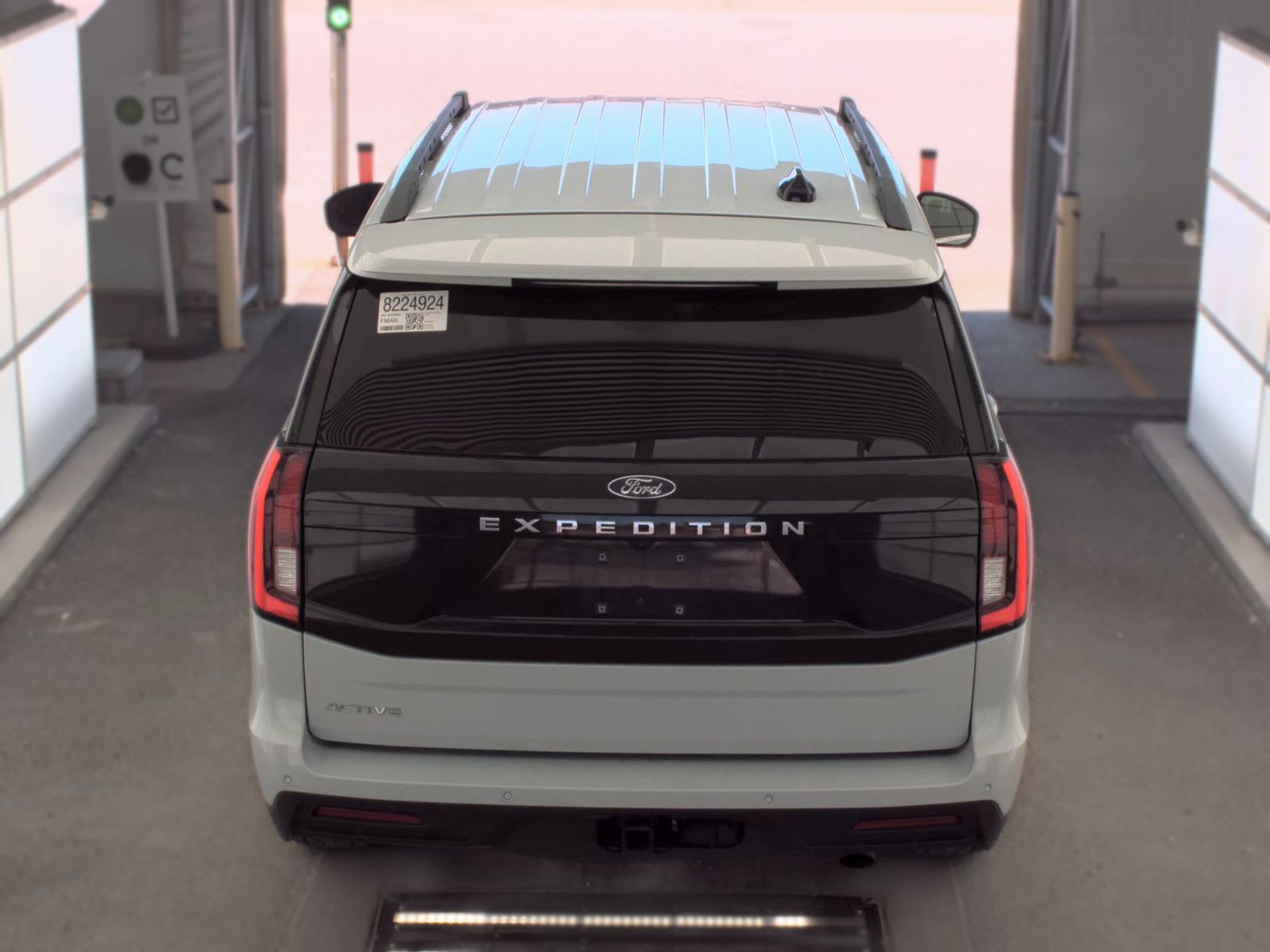 FORD EXPEDITION - 7