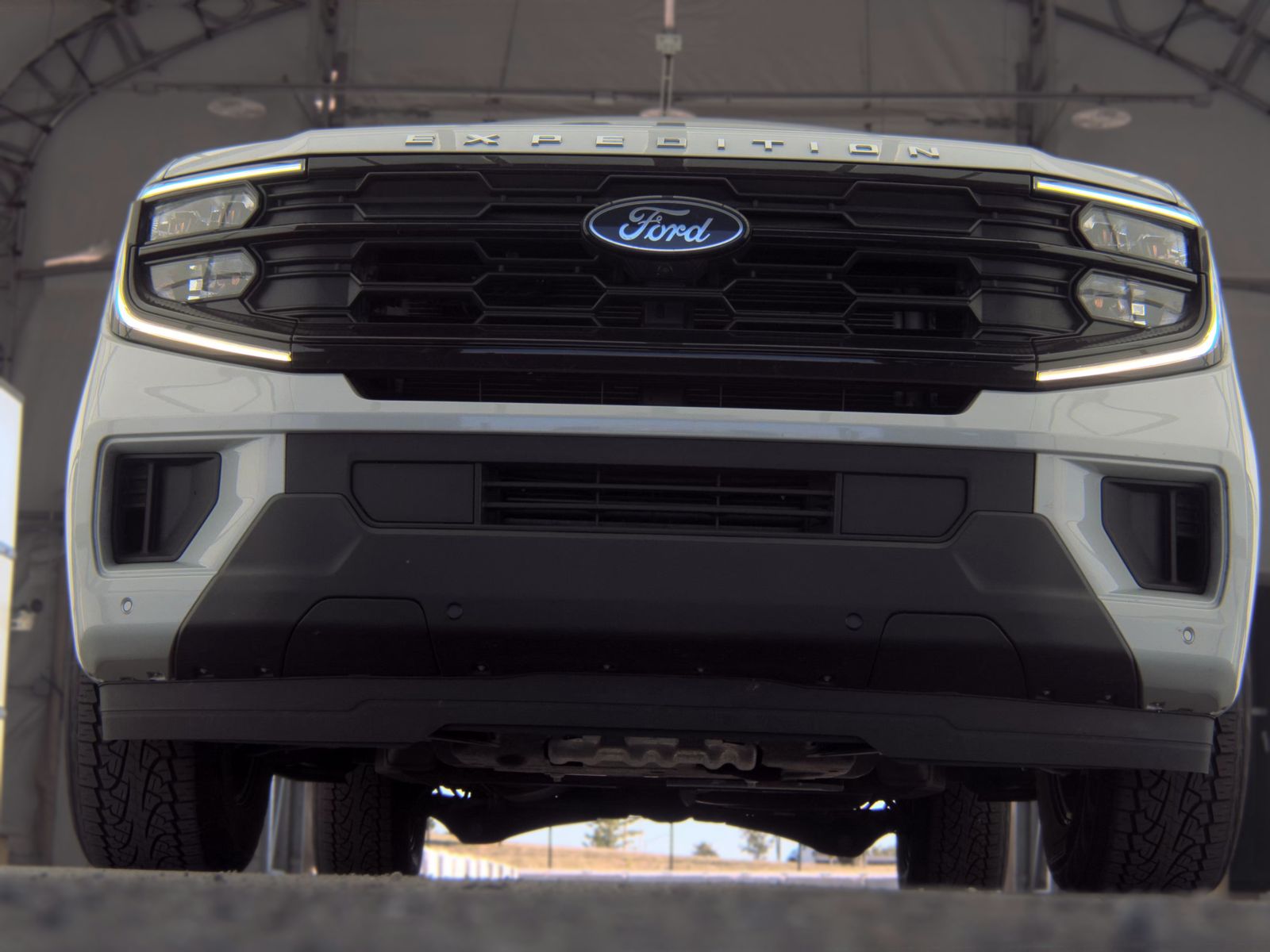 FORD EXPEDITION - 4