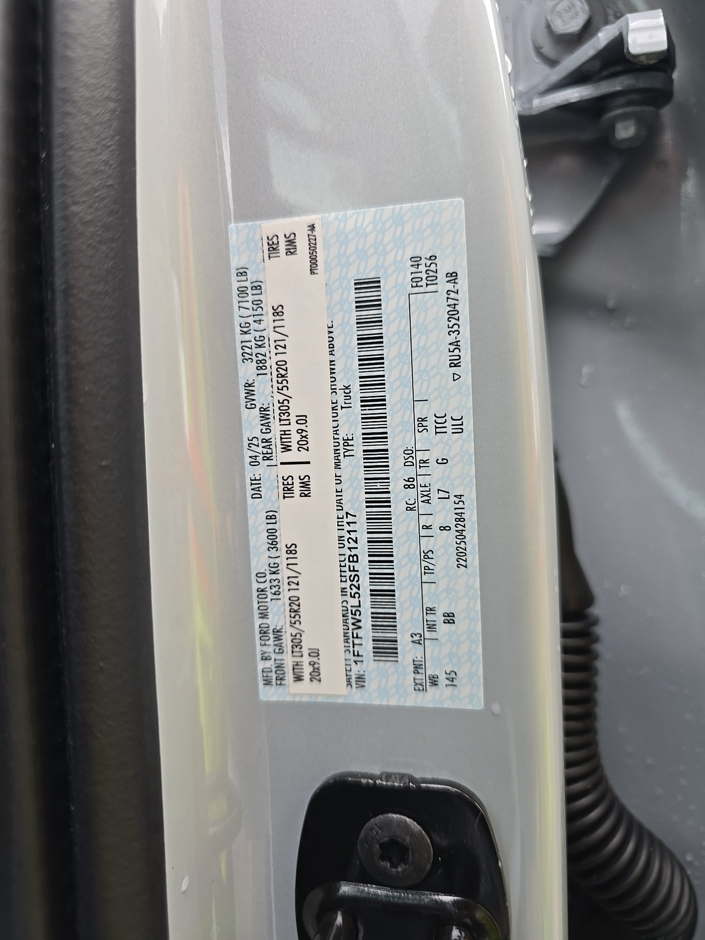 2025 Ford F-150 Lariat AWD