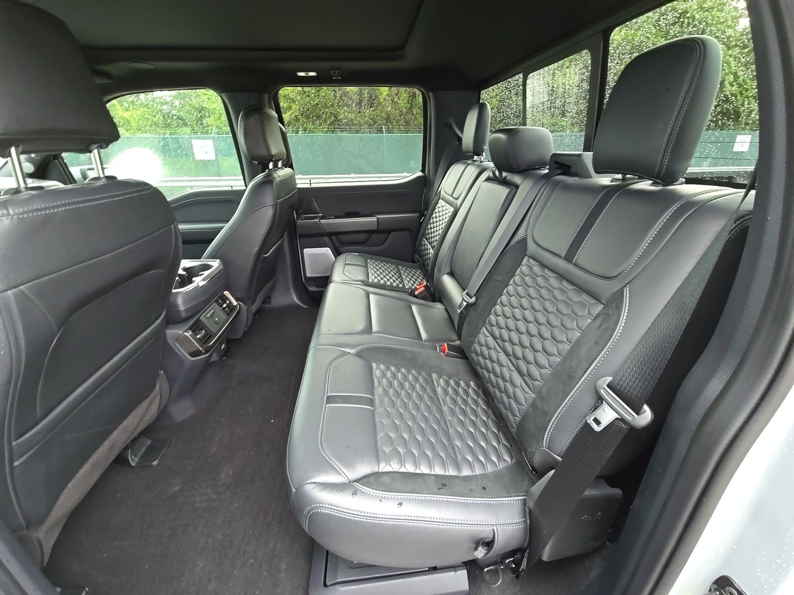 2025 Ford F-150 Lariat AWD