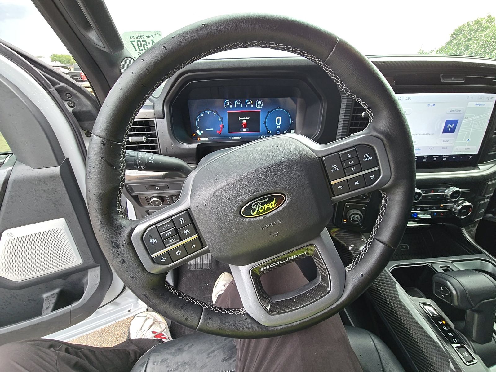 2025 Ford F-150 Lariat AWD