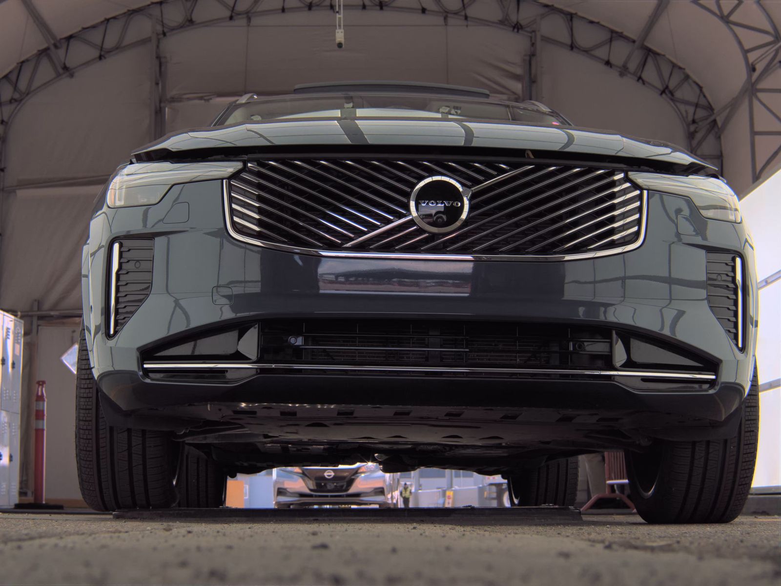 2025 Volvo XC90 B6 Plus FWD