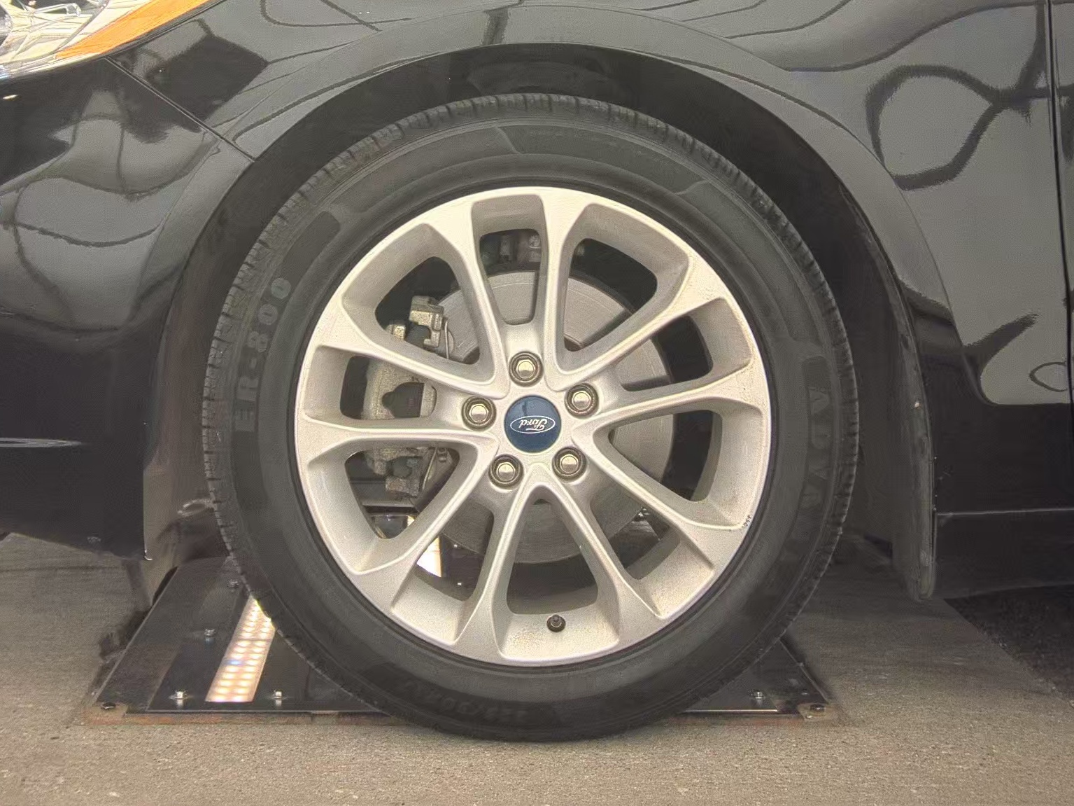 FORD FUSION - 10
