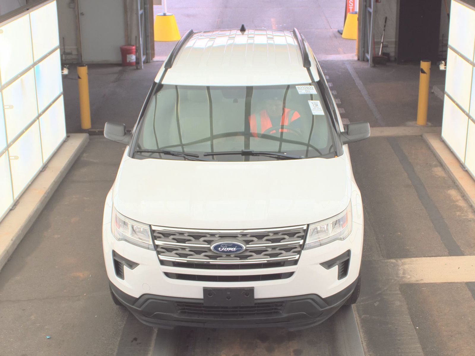 FORD EXPLORER - 3