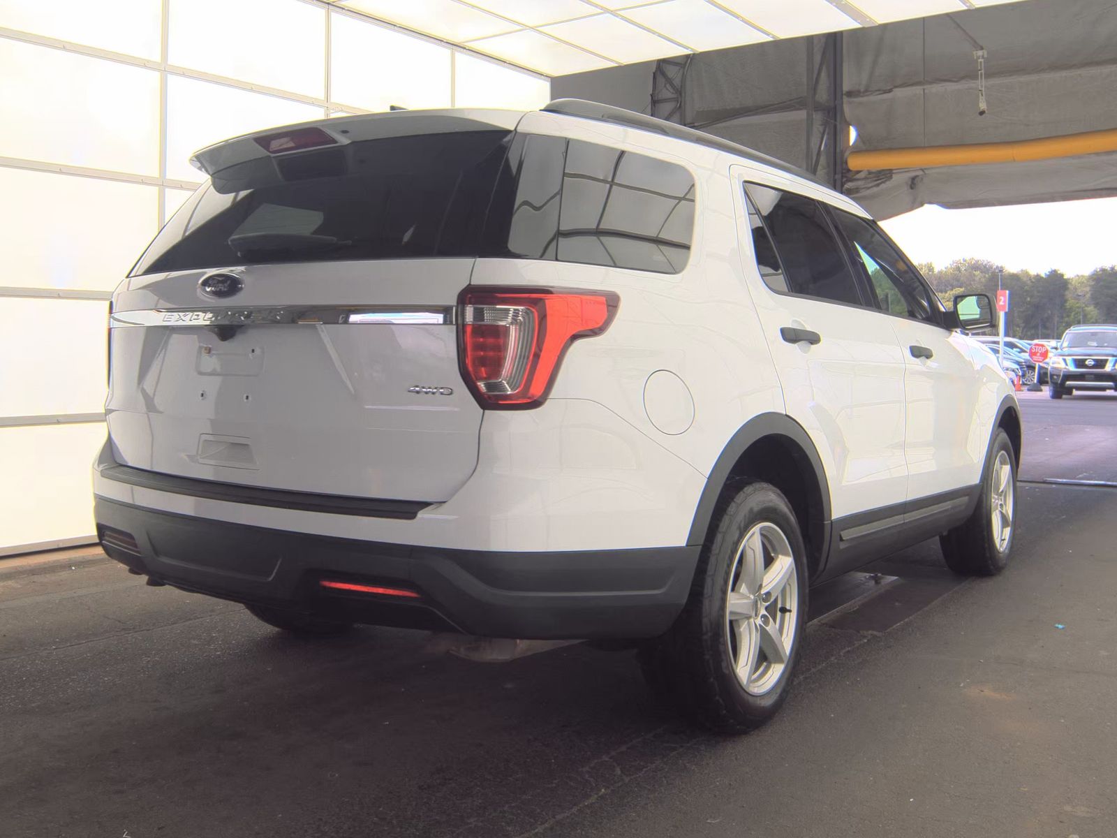 FORD EXPLORER - 5