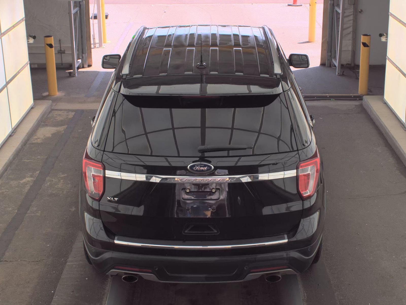 FORD EXPLORER - 6