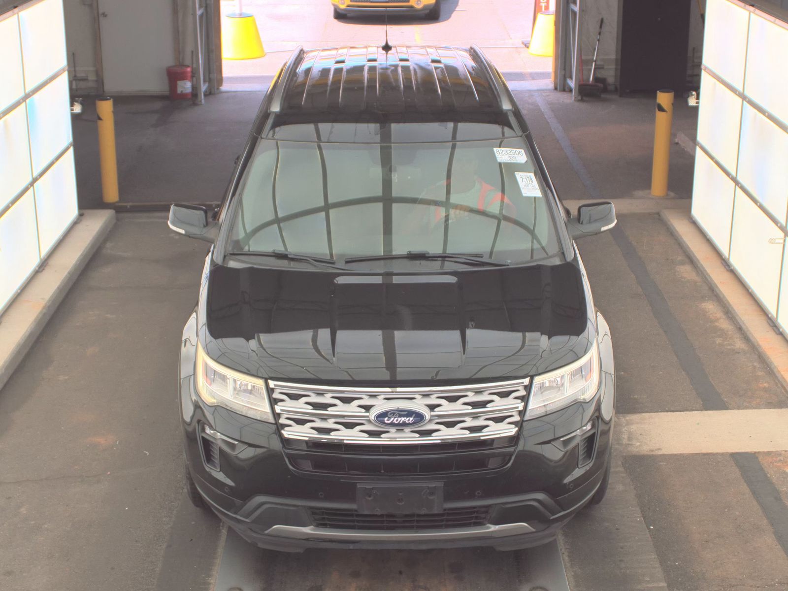 FORD EXPLORER - 3