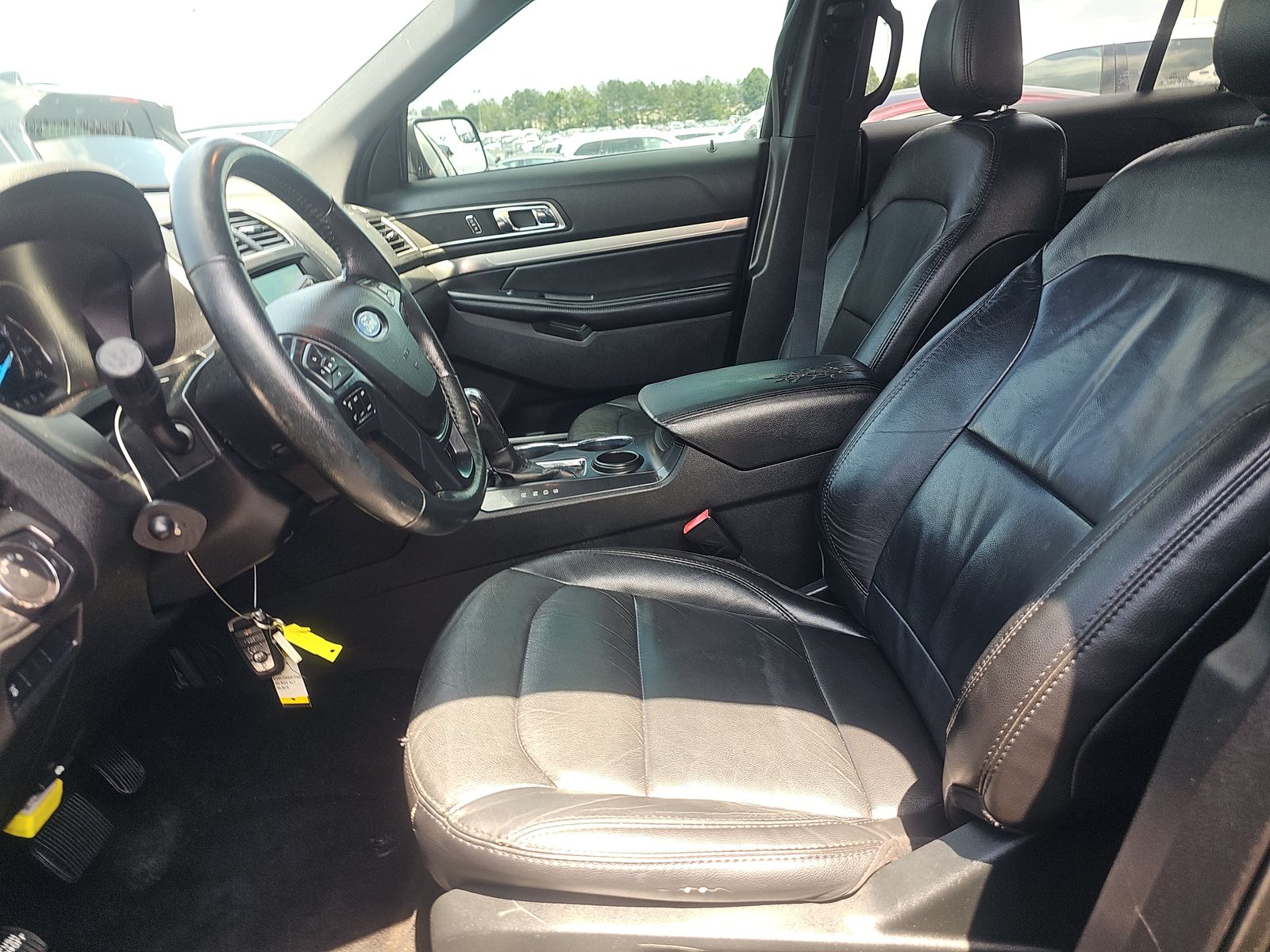 FORD EXPLORER - 8