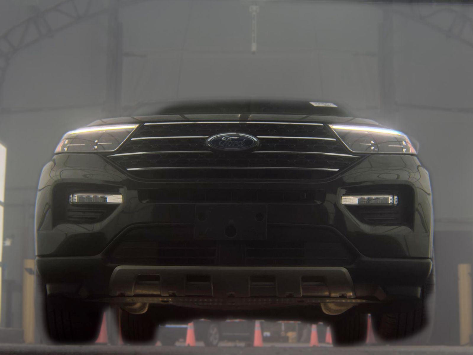 FORD EXPLORER - 4