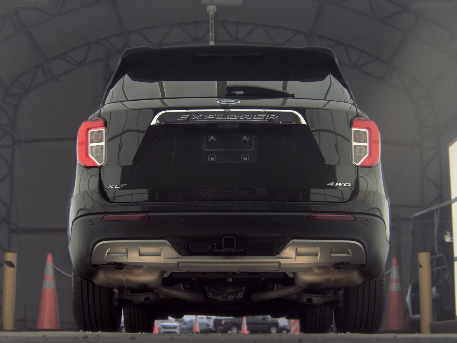 FORD EXPLORER - 8