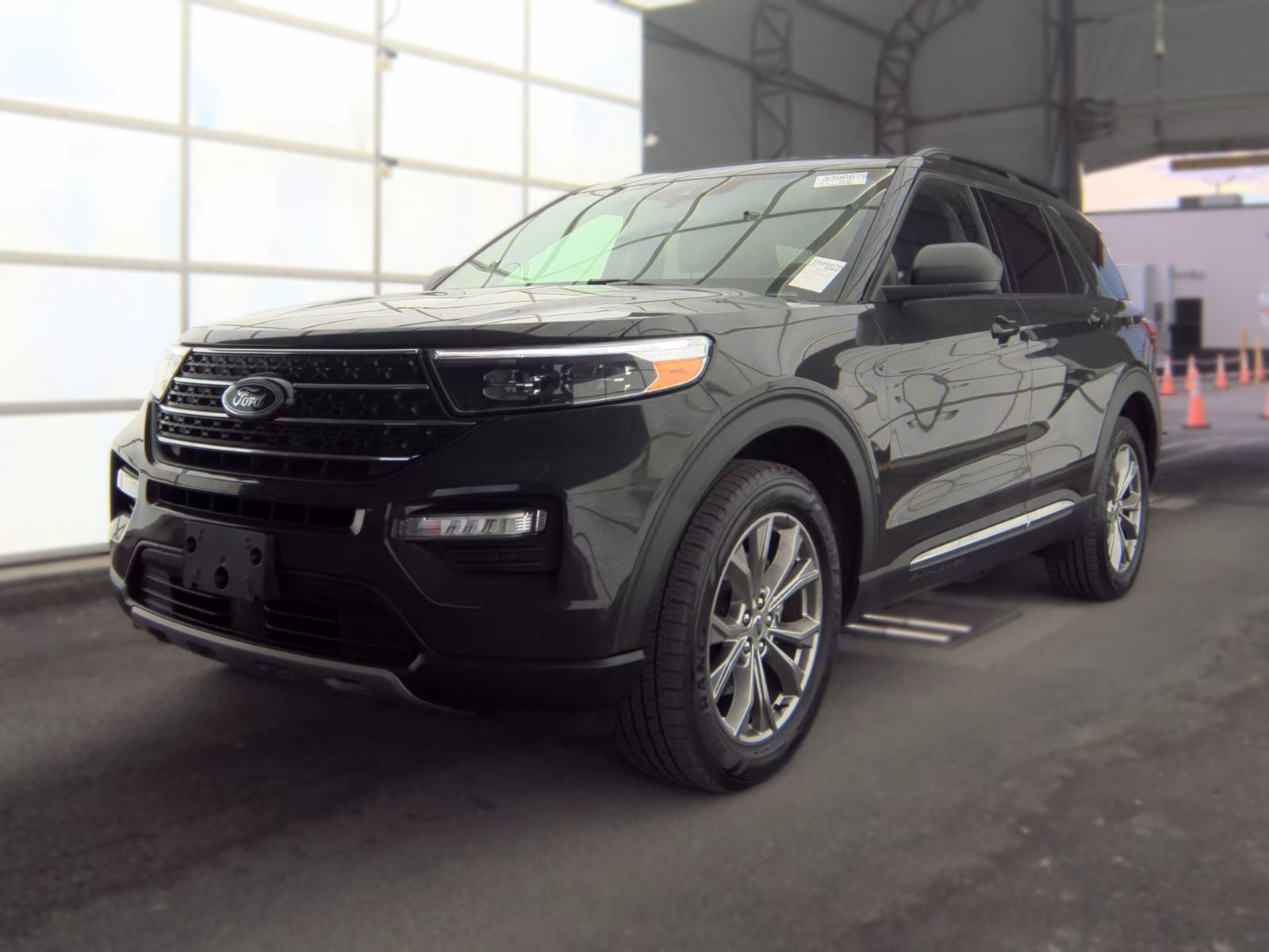 FORD EXPLORER - 1