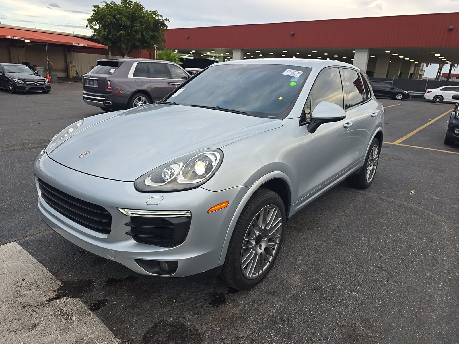 PORSCHE CAYENNE - 1
