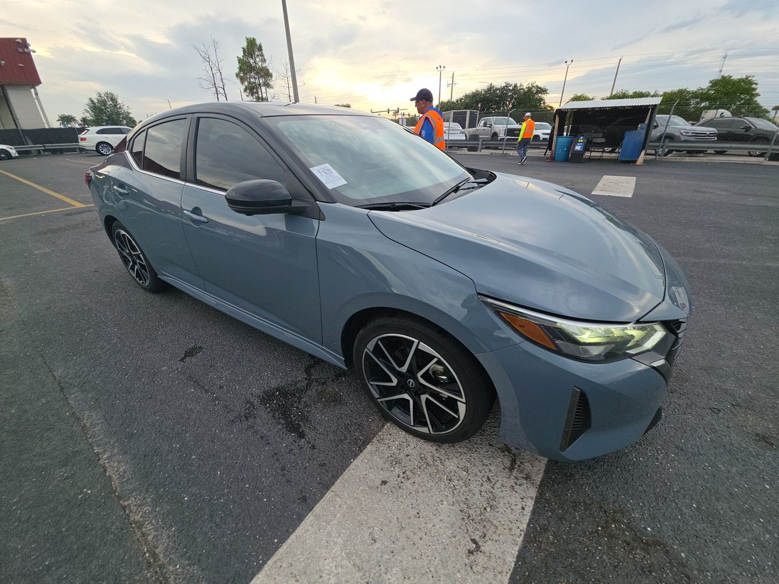 NISSAN SENTRA - 4