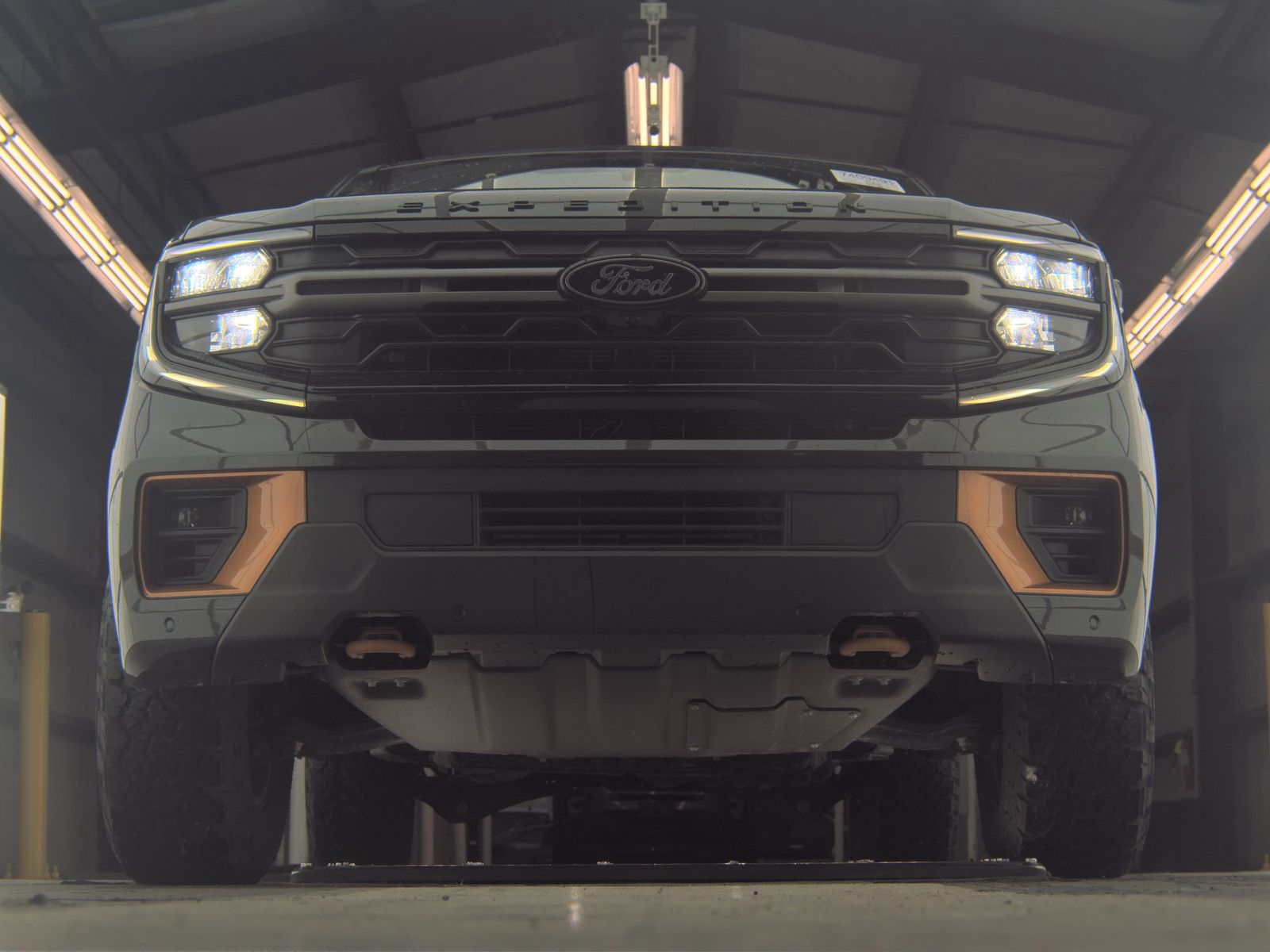 FORD EXPEDITION - 4