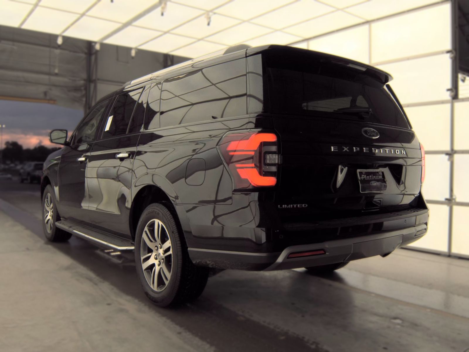 FORD EXPEDITION MAX - 9