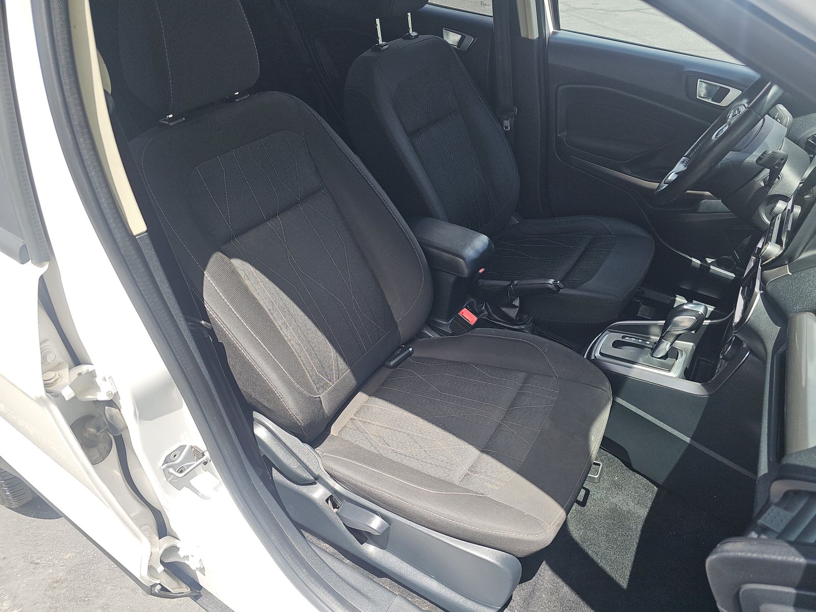 FORD ECOSPORT - 9