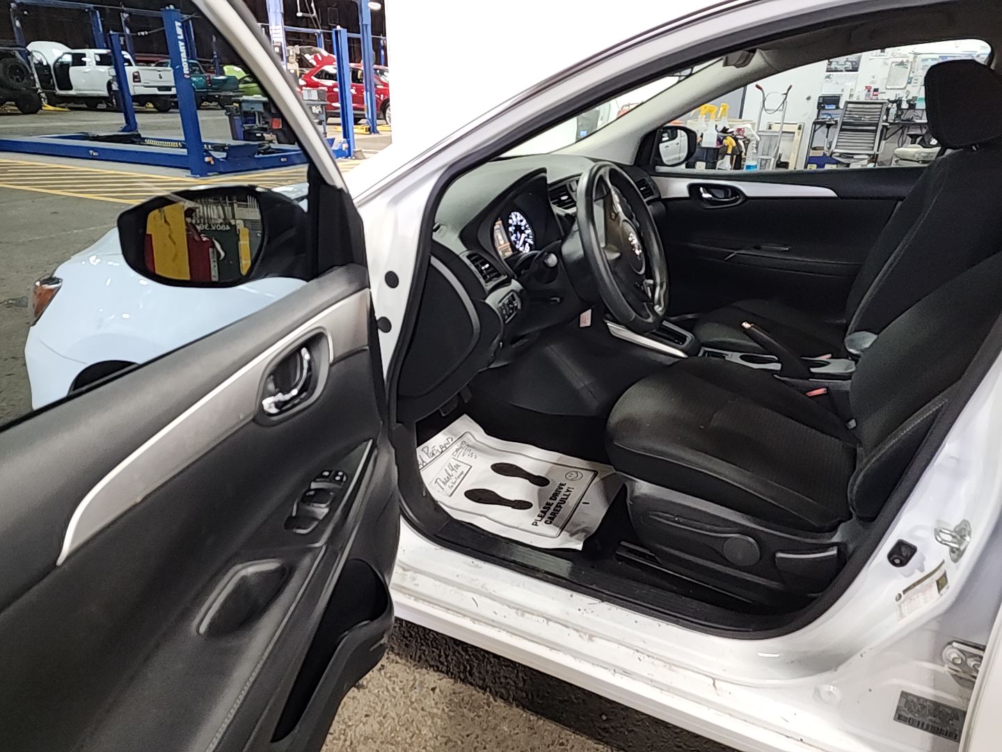 NISSAN SENTRA - 8