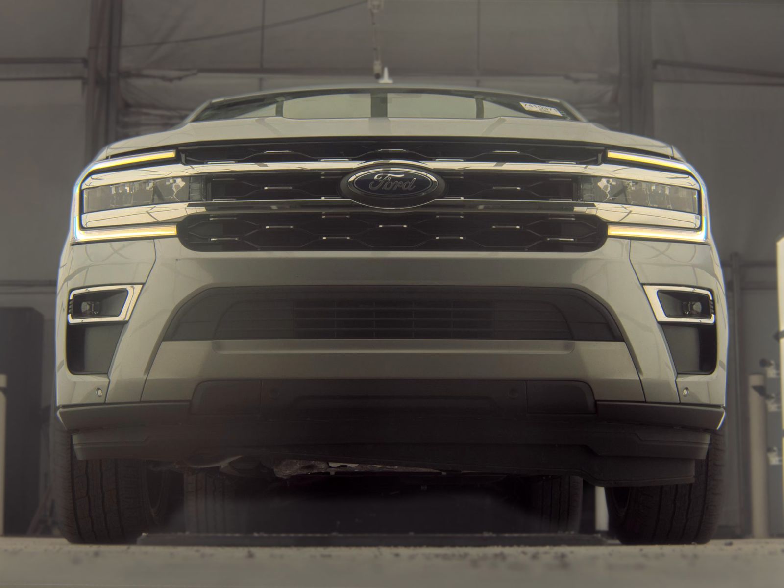 FORD EXPEDITION MAX - 4