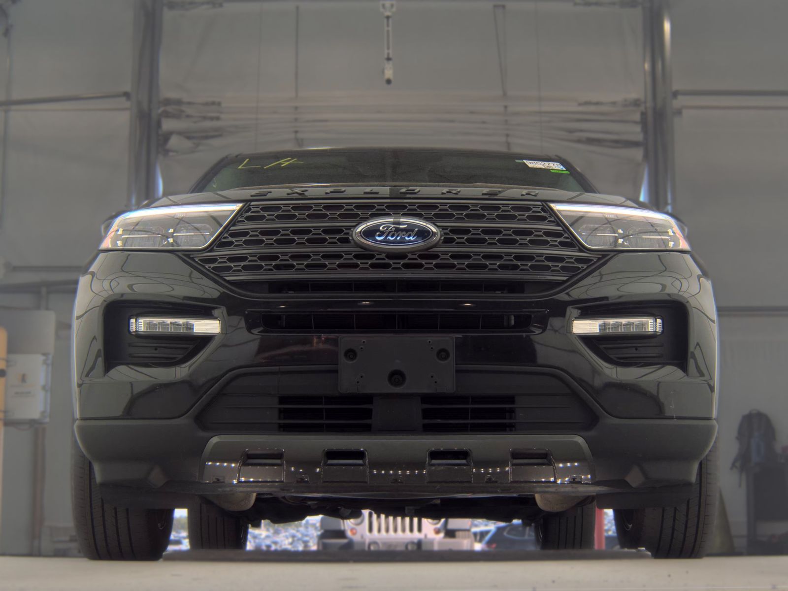 FORD EXPLORER - 4