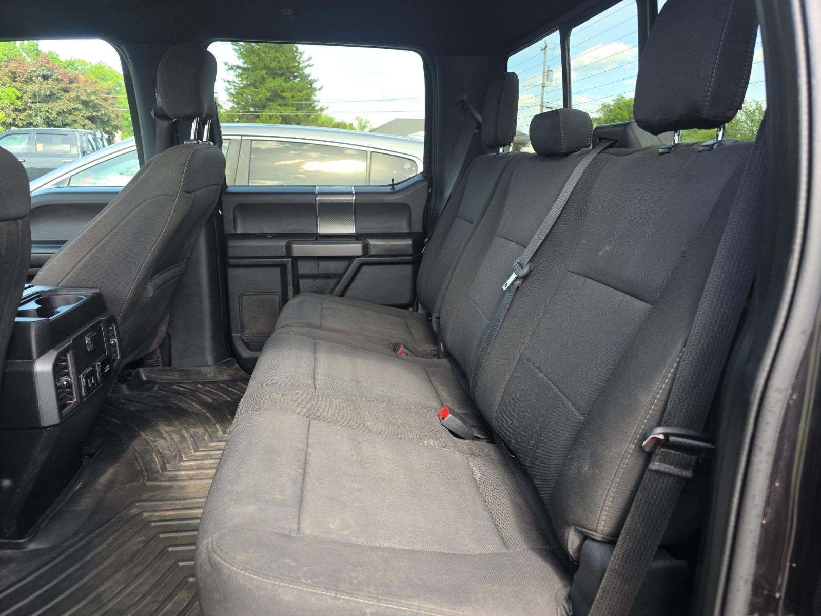 FORD F-150 - 8