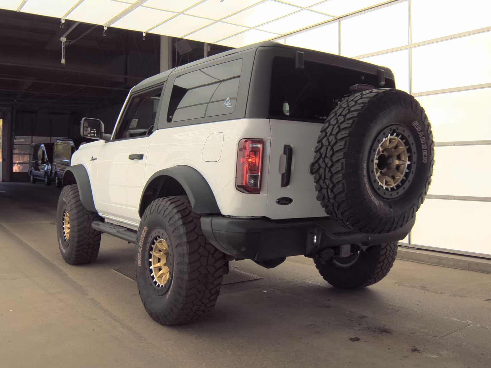 FORD BRONCO - 9