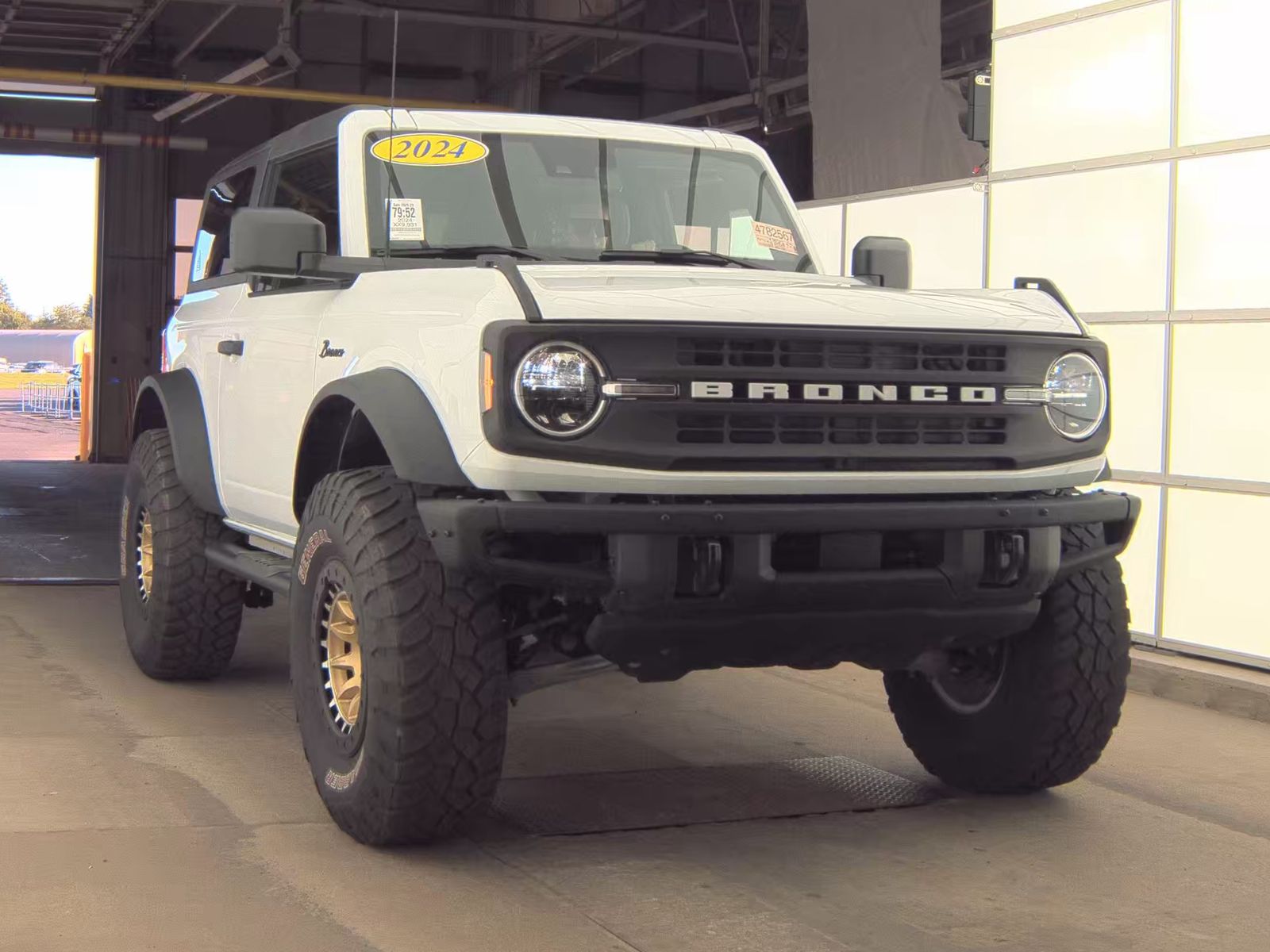 FORD BRONCO - 5