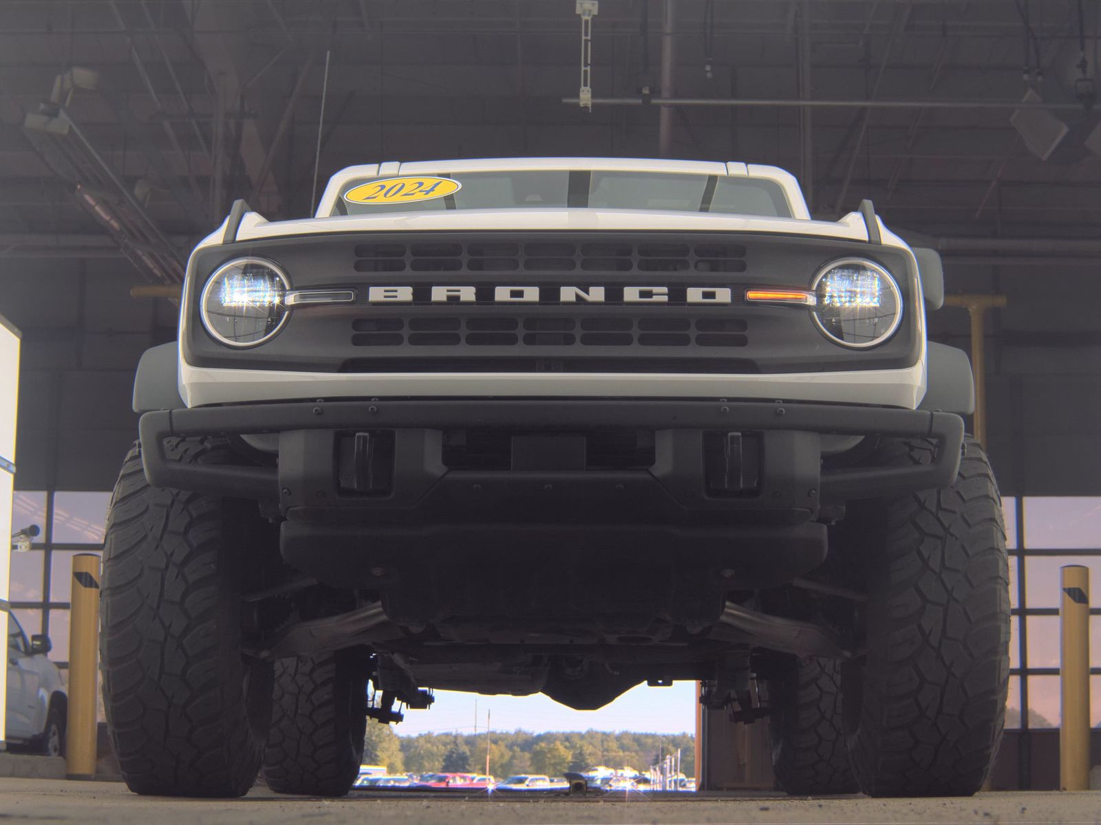 FORD BRONCO - 4