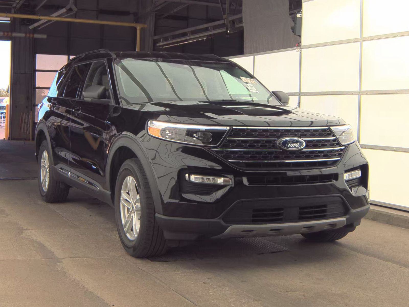 FORD EXPLORER - 5