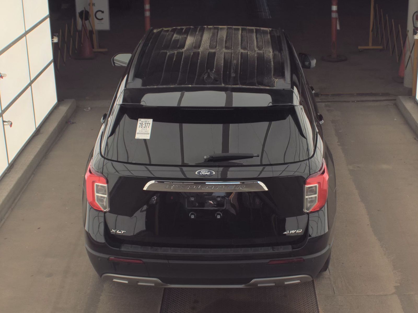 FORD EXPLORER - 7