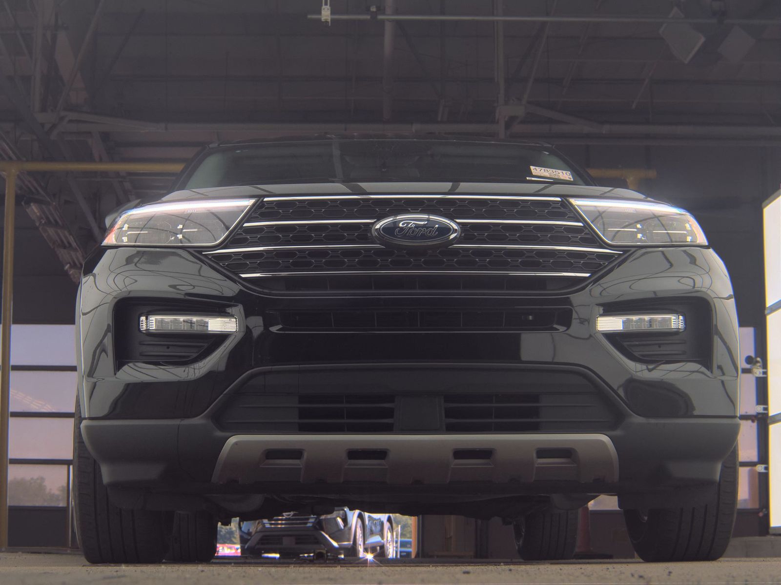 FORD EXPLORER - 4