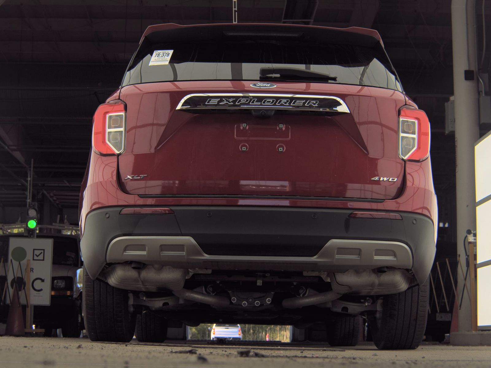FORD EXPLORER - 8