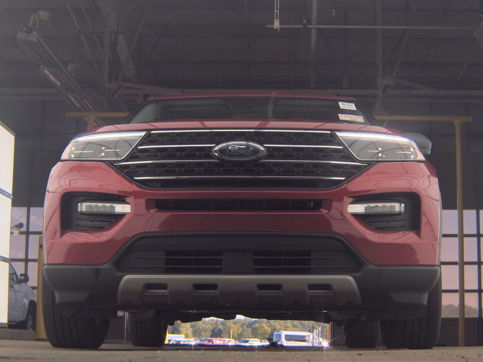FORD EXPLORER - 4
