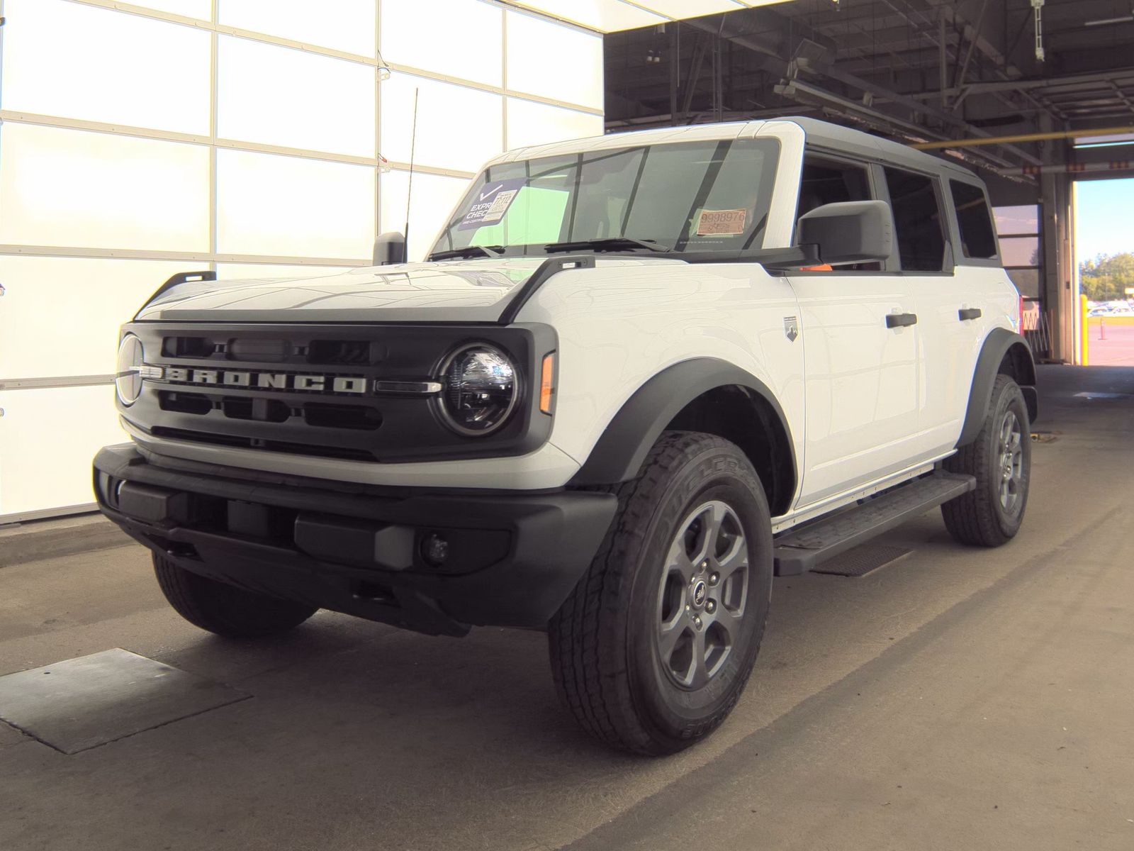 FORD BRONCO - 1