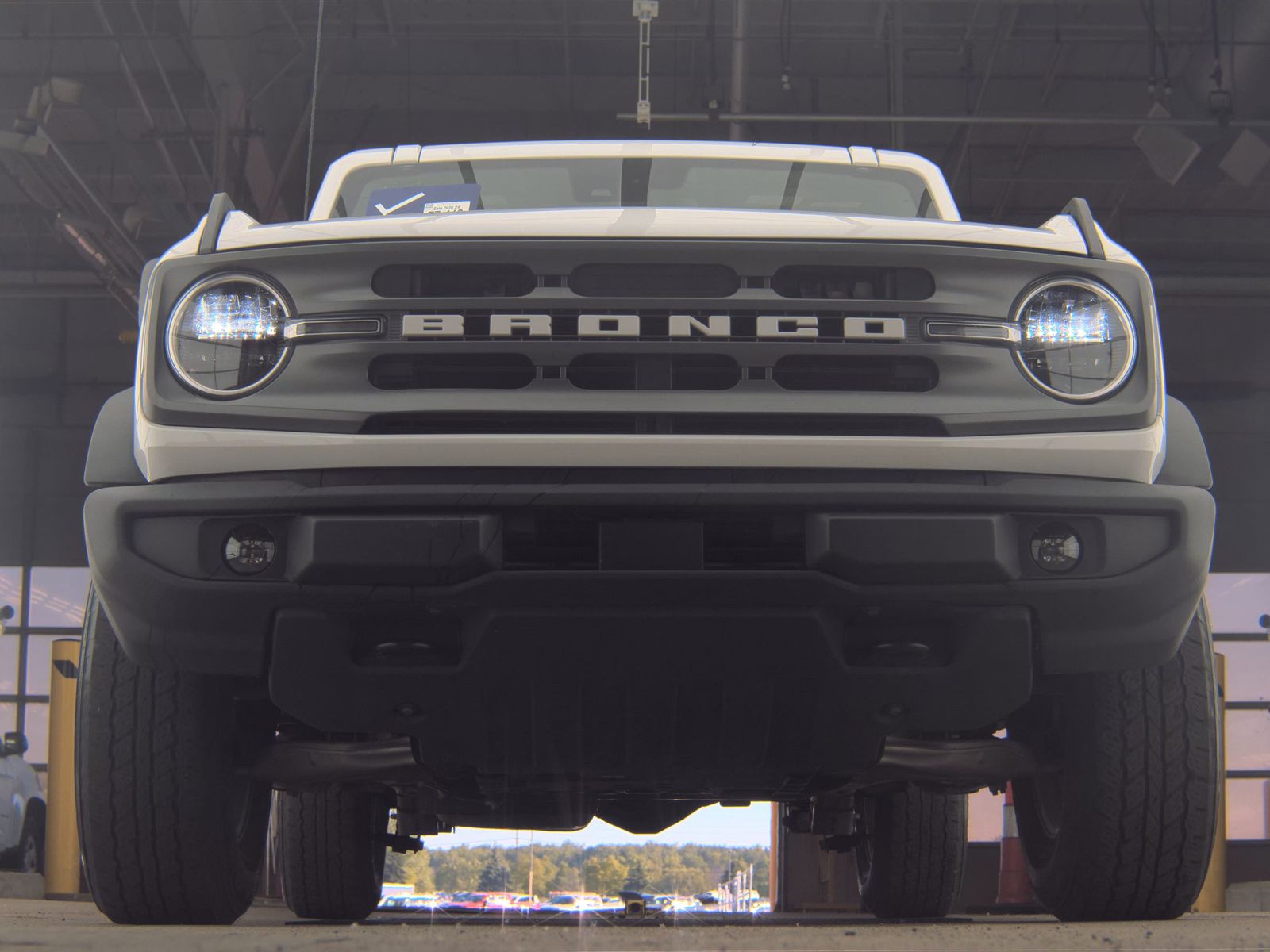 FORD BRONCO - 4