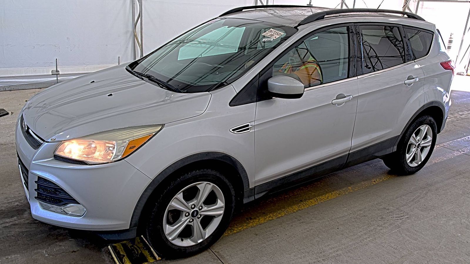FORD ESCAPE - 1