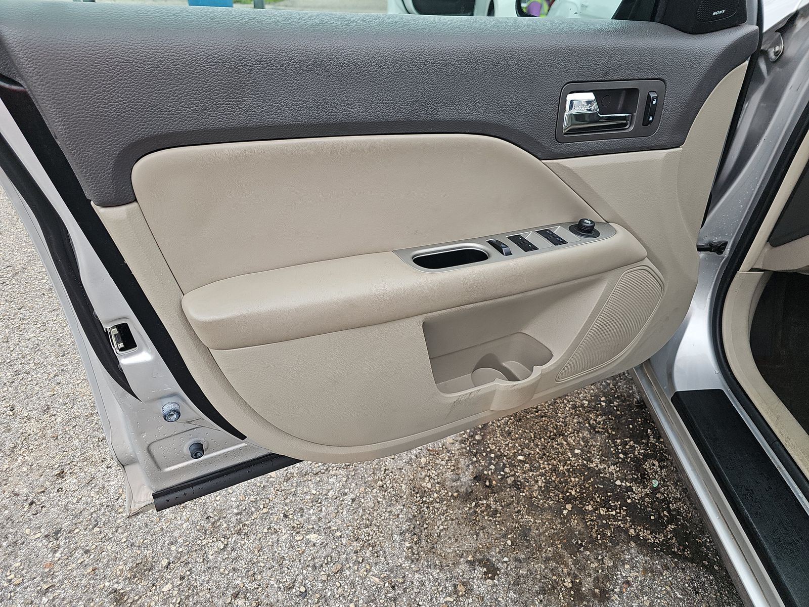 FORD FUSION - 4