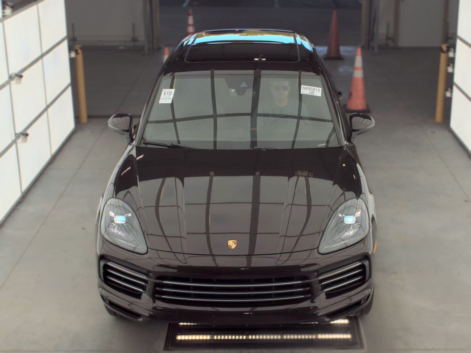 PORSCHE CAYENNE - 3
