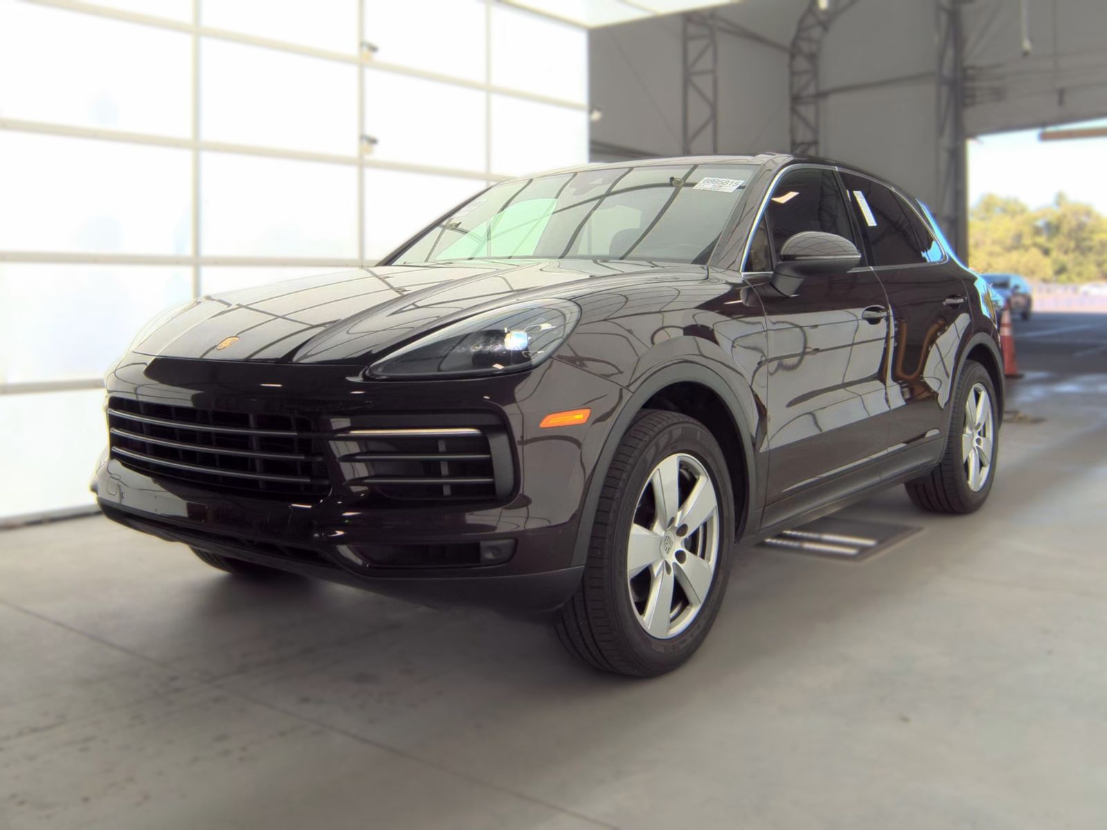 PORSCHE CAYENNE - 1