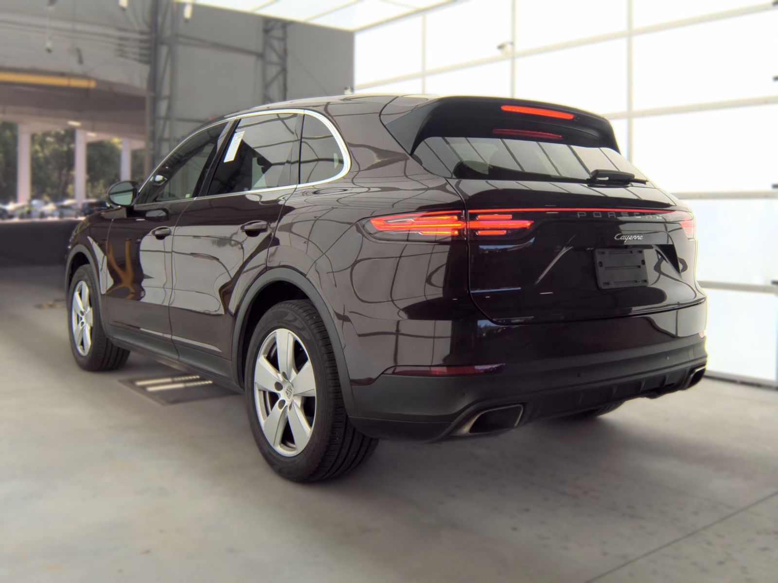 PORSCHE CAYENNE - 9