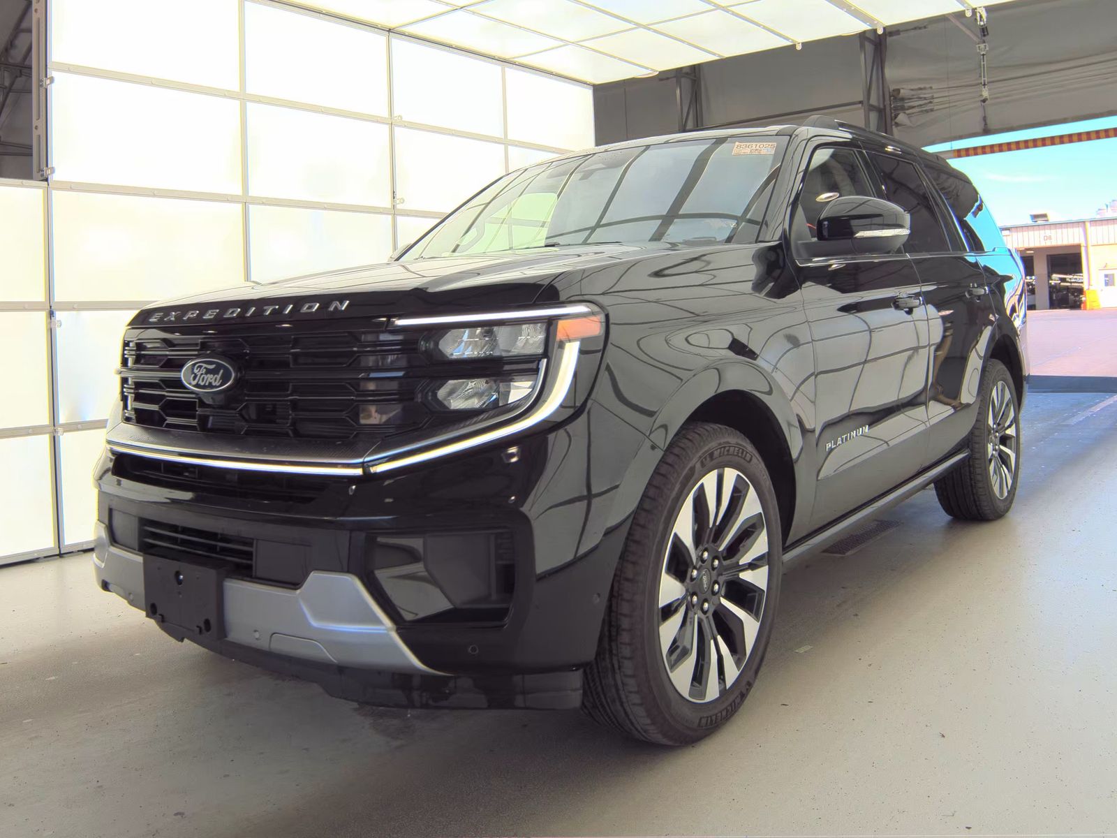 FORD EXPEDITION - 1
